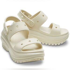 🌸NEW CROCS Mega Crush Sandal Bone WOMEN’S Size 7 With Tags.
